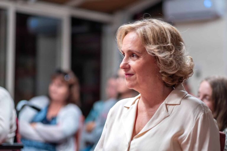 „<cím>Mindenkinek az életében előfordulnak krízishelyzetek” – Interjú Krausz Csillával, a TraumaAmbulancia Egyesület alapító elnökével</cím>