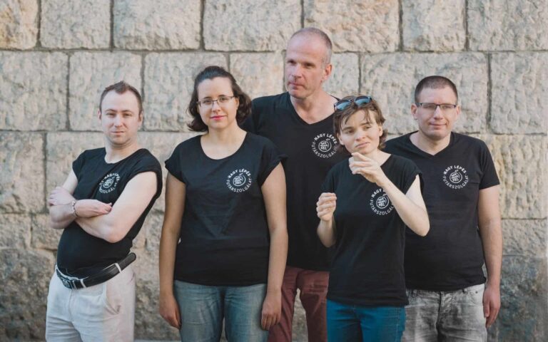 Nagy Lépés Futárszolgálat: esélyegyenlőség, megbízhatóság, közösség