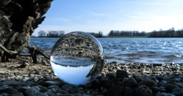 Éltető vizek és aszály, folyamszabályozás és vízi ökoszisztéma: Hogyan segíthet az MI a konfliktusos kérdések megoldásában?