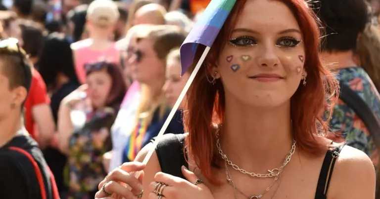 Idén is lesz Pride Hónap: Így kerülheted el a szivárványmosdatást